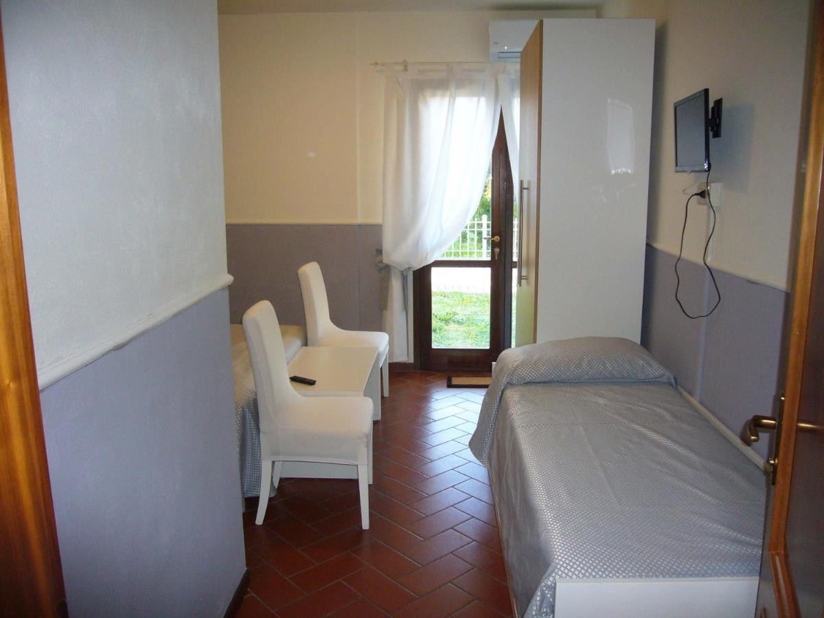 Il Giardino Di Zio Bed and Breakfast Πίζα Εξωτερικό φωτογραφία